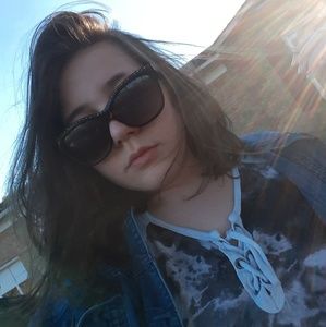 Meet your Posher, Krista